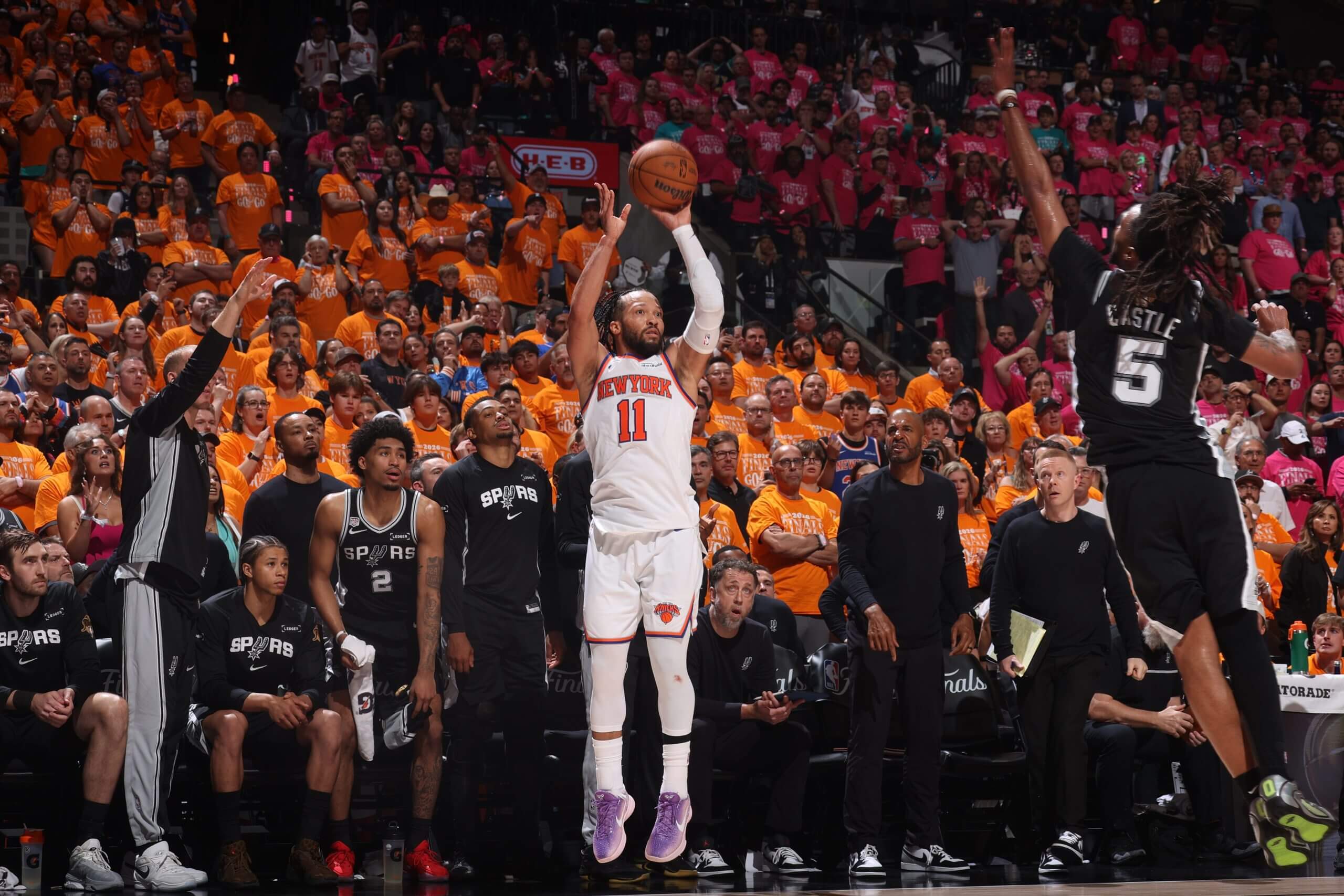 开云-NBA调查总决赛球迷不当行为 布伦森拒绝置评